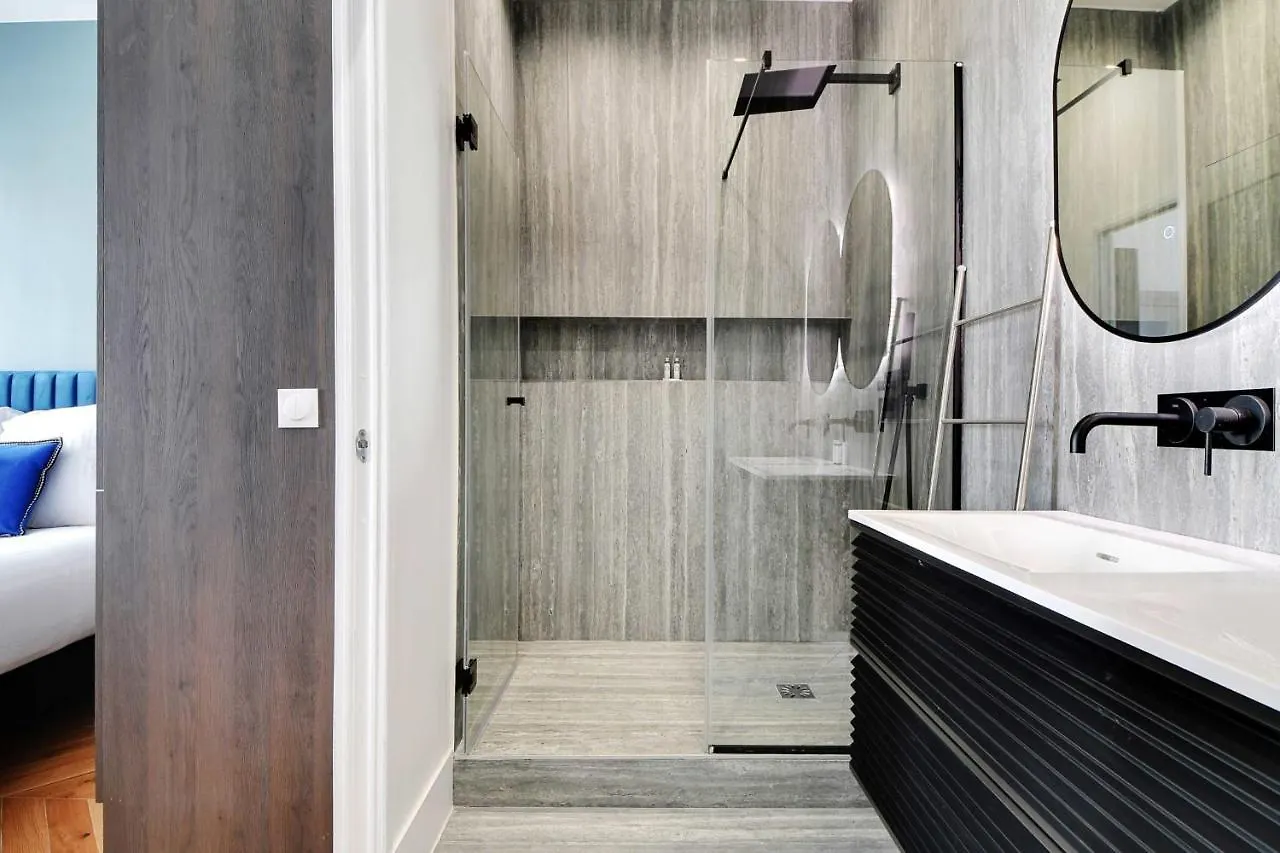 Spacious & Modern Home In Central Paris - 2Br6P - A20