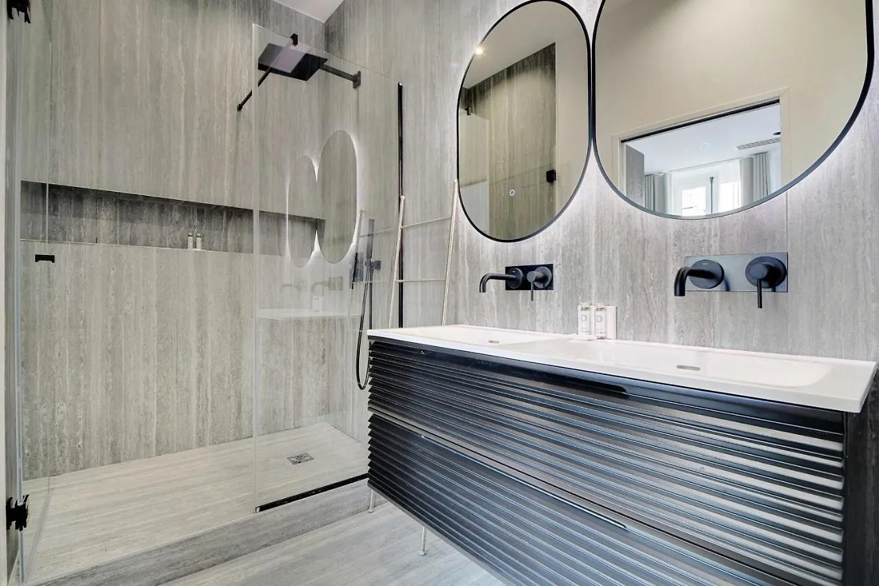 Apartment Spacious & Modern Home In Central Paris - 2Br6P - A20 France
