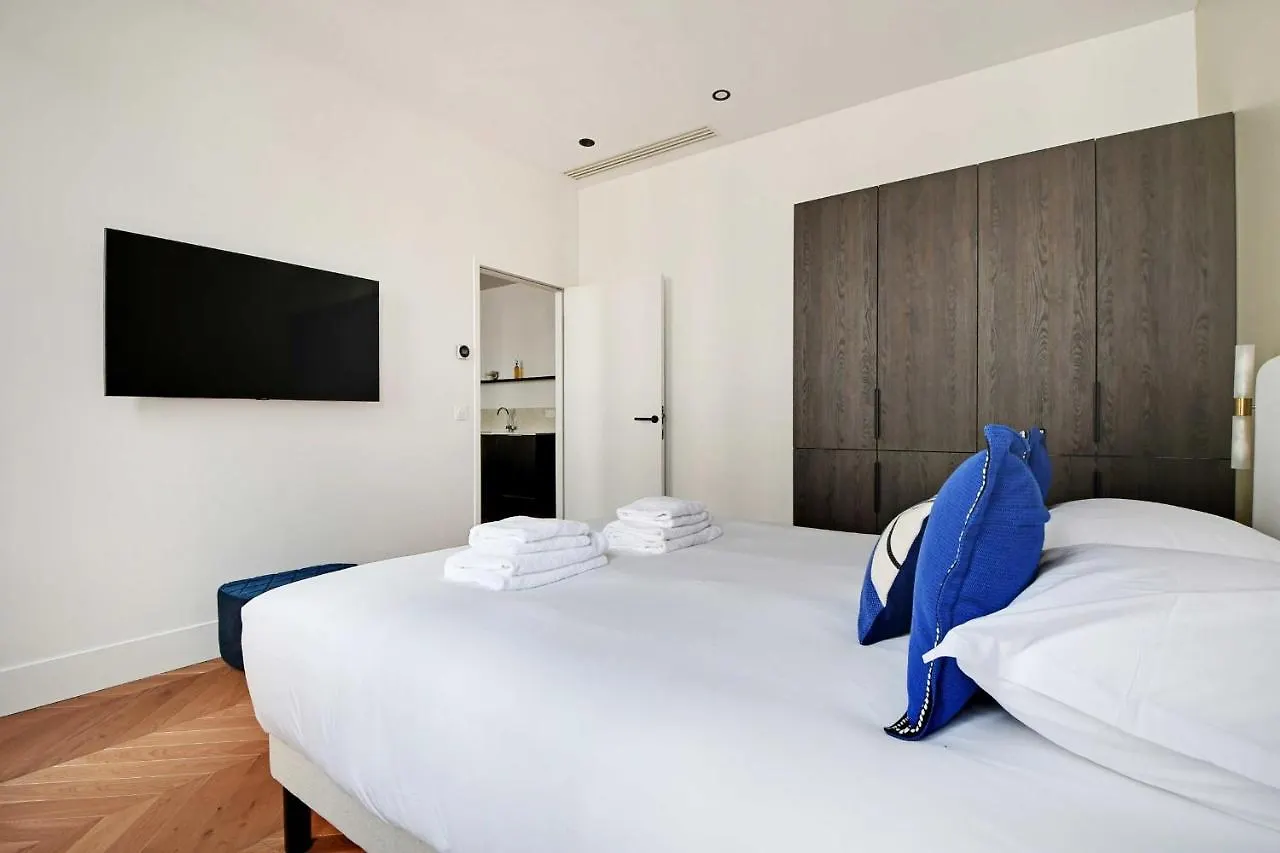 Spacious & Modern Home In Central Paris - 2Br6P - A20